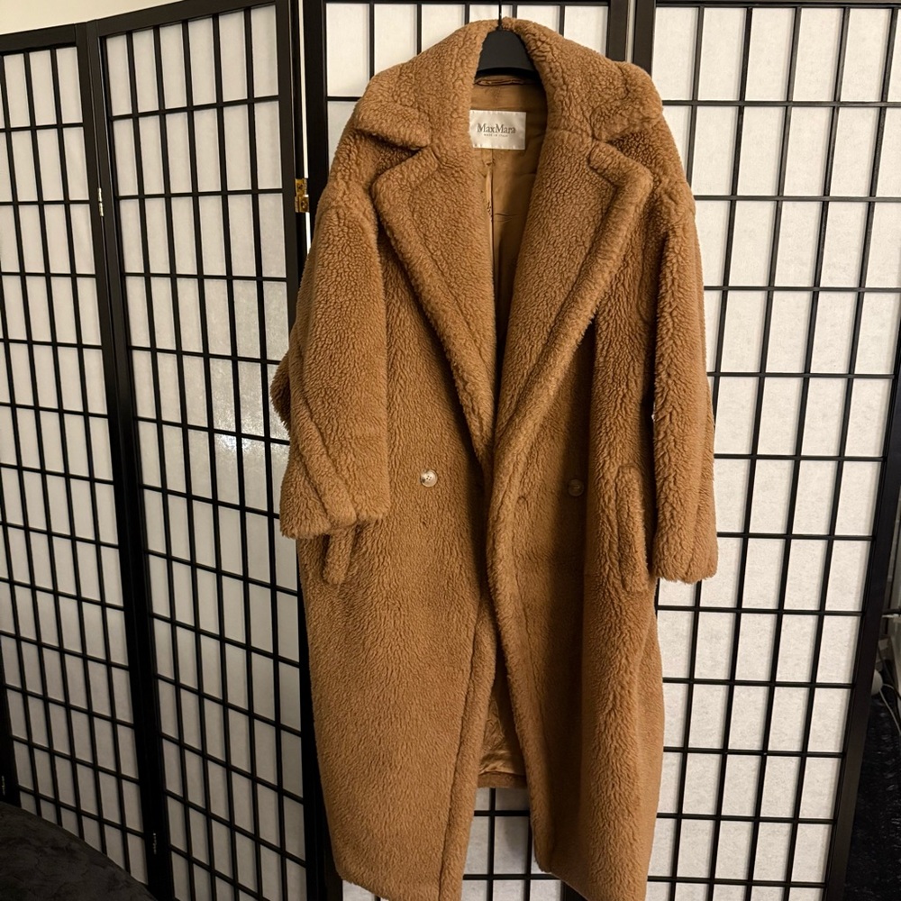 MaxMara Luxurious Brown Coat